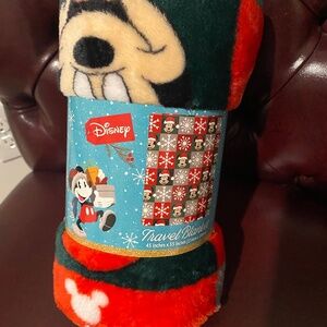 New With Tag Disney Travel Blanket